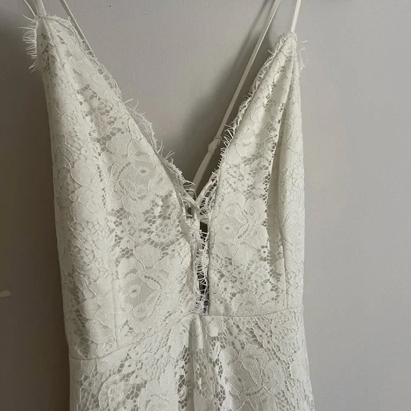 Lulu’s White Lace Dress - Picture 3 of 4
